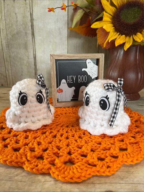 Hand Crafted Other - Two Ghosts Amigurumi Halloween Decor 3 In. Sweet for Boo Basket Set